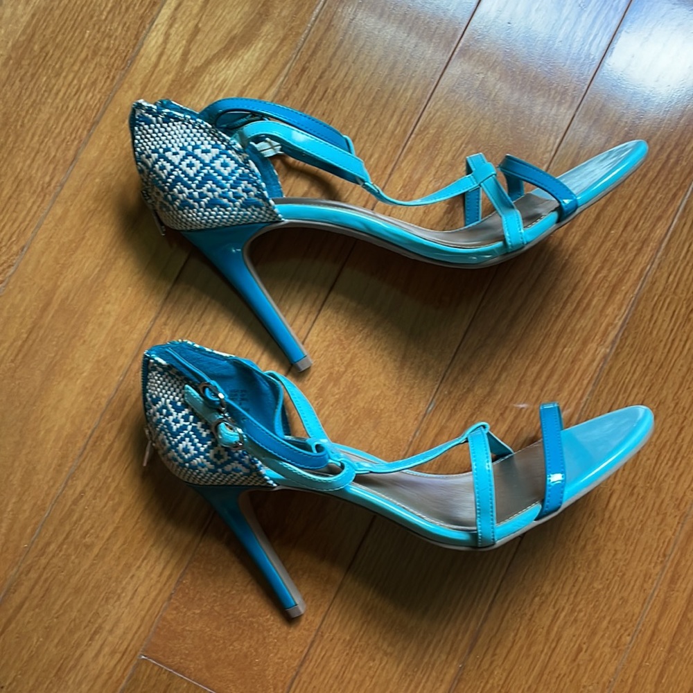 💙💚worn ONCE - Picture 3 of 5